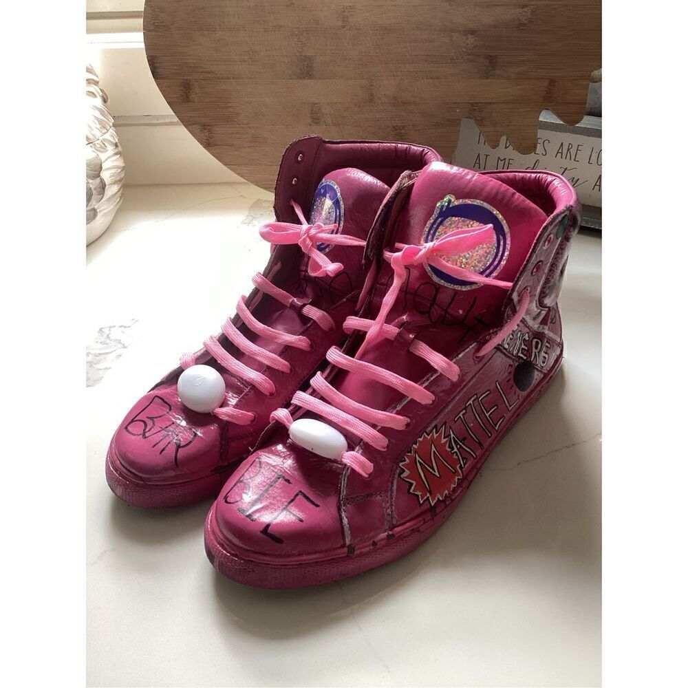 Kenneth Cole Reaction Hand Painted Barbie Core Ken Shoes Sz 12